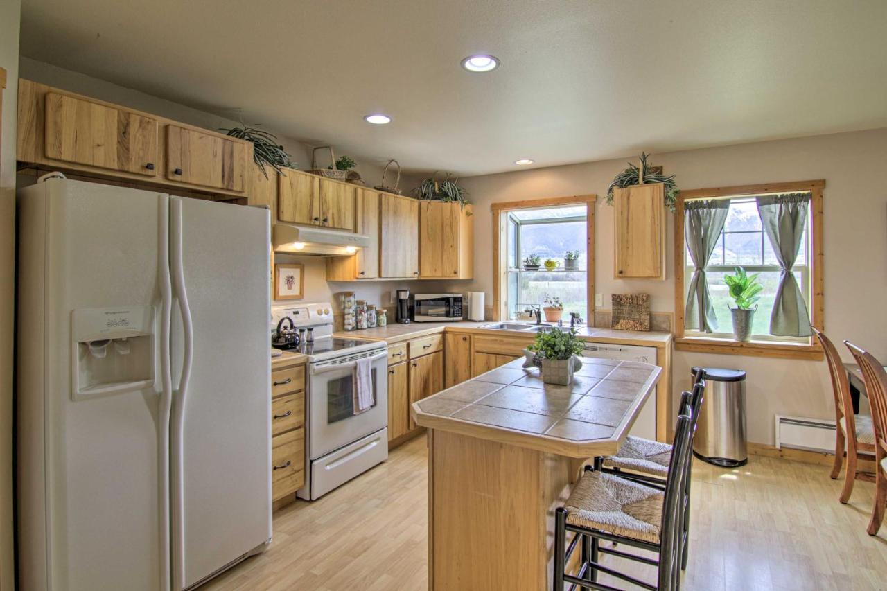 Airy Emigrant Townhome With Sweeping Mtn Views! Eksteriør billede